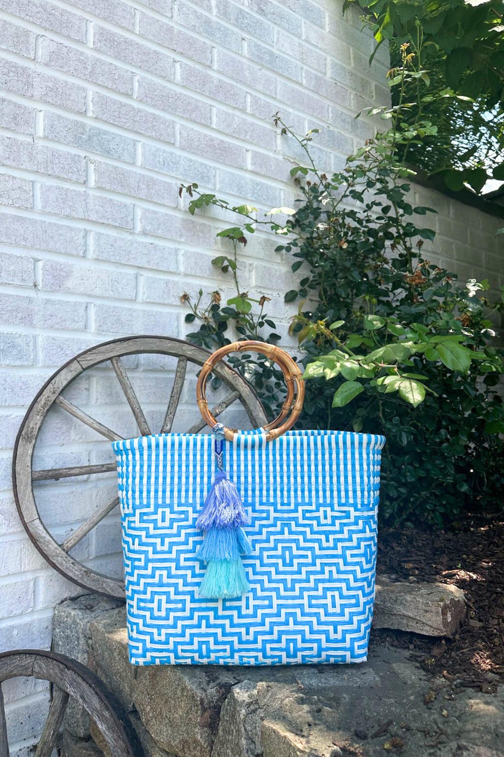 Bamboo Sconset In Sky Citron Tote