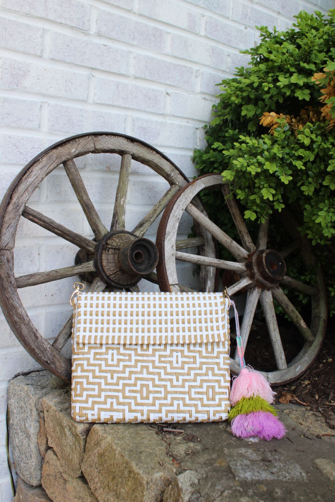 Sconset In Sand Citron Clutch