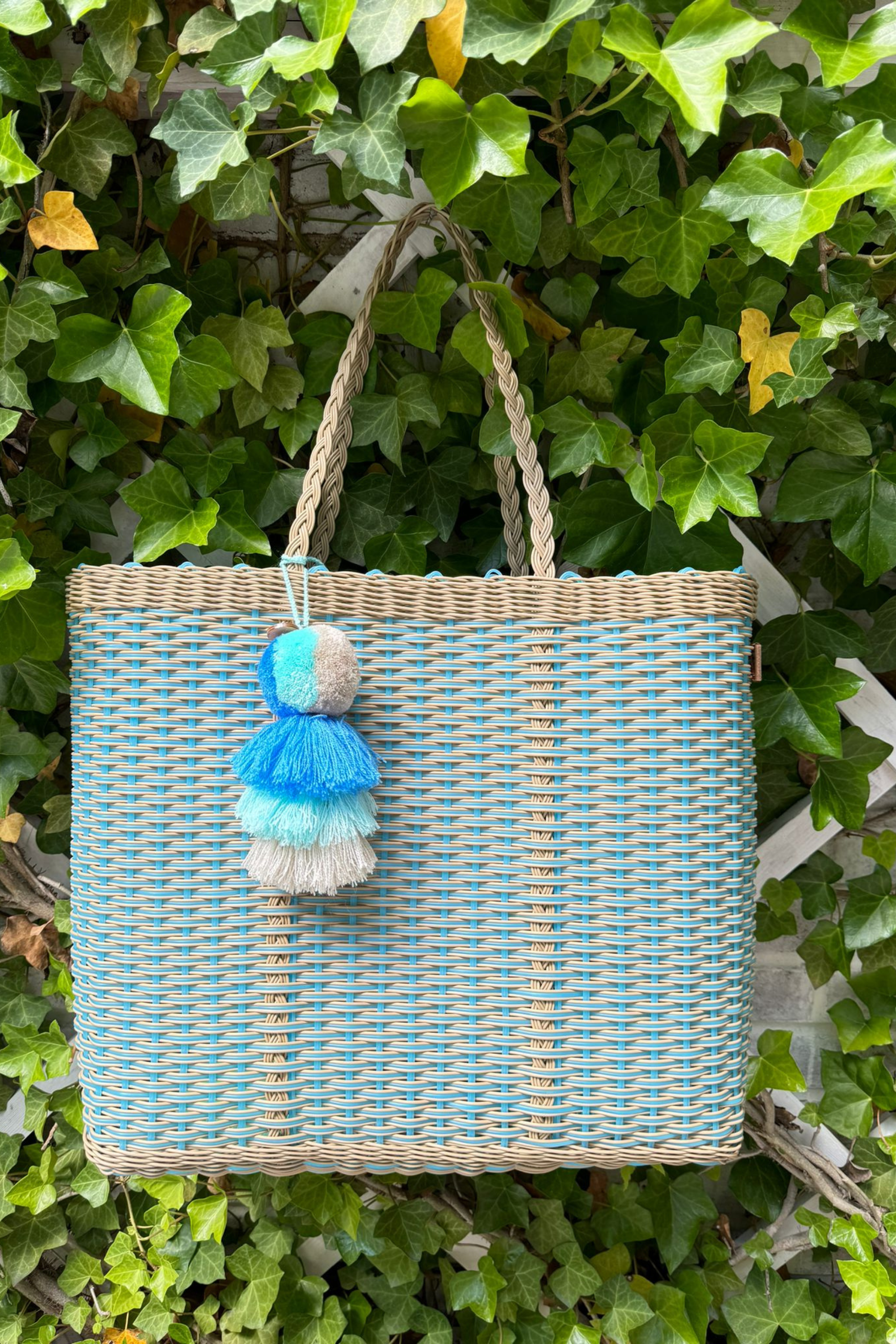 Blue Robin Nest Citron Tote