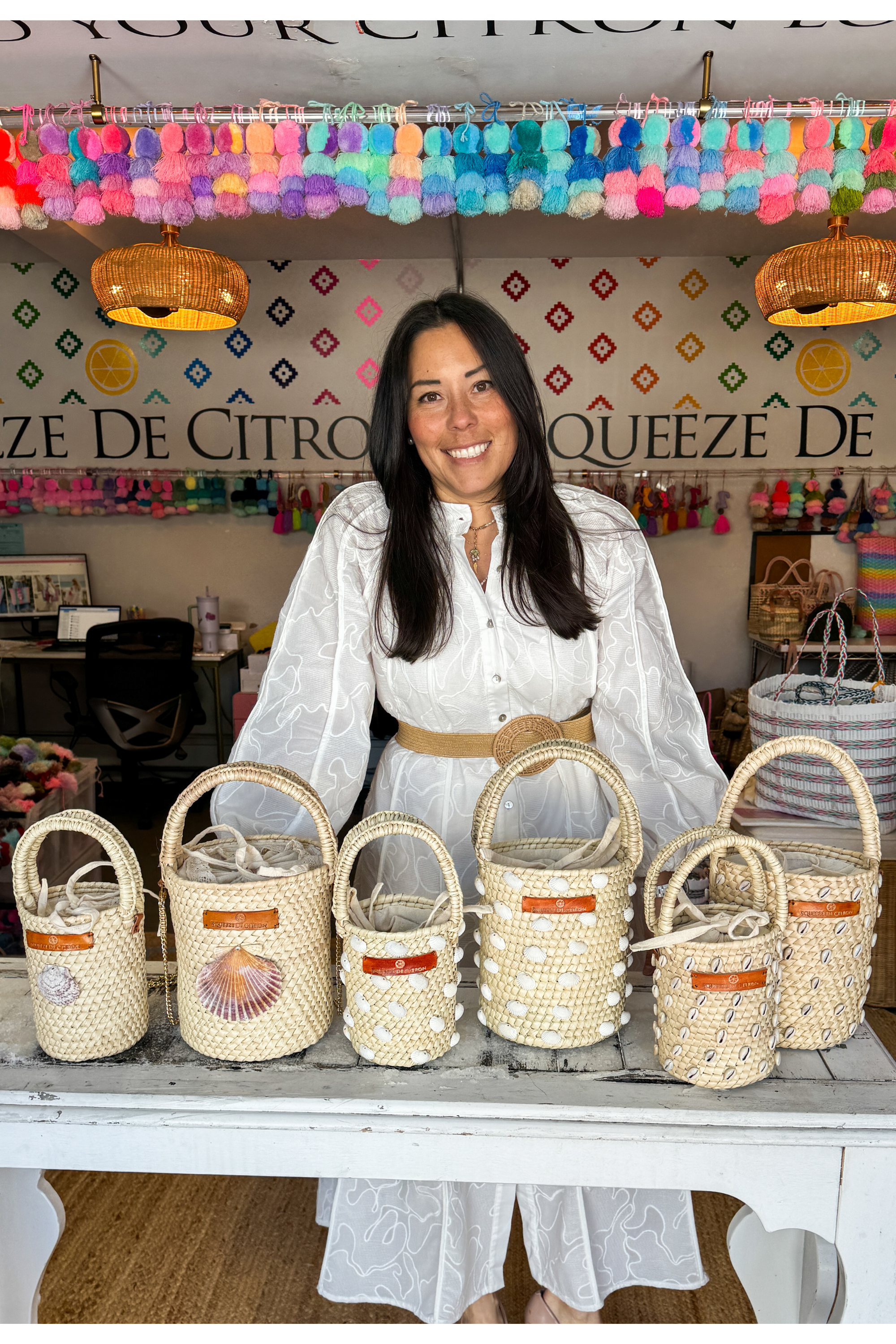 Scallop Palm Bucket Tote