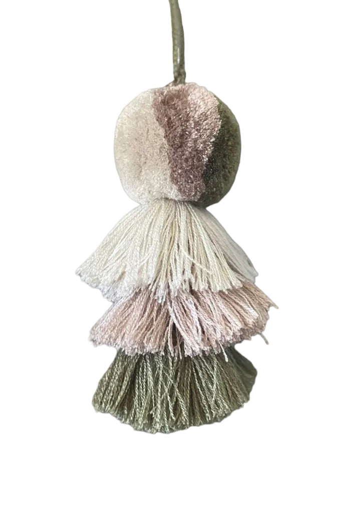 Muted Pom